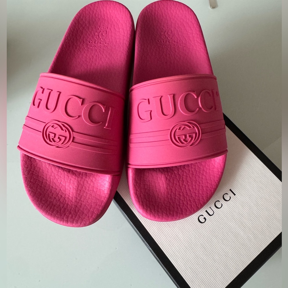 Gucci Kids Pink Slide Sandals